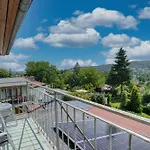 Vlasta Konukevi Karlovy Vary