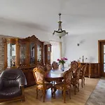 Vlasta 4*