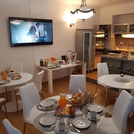 Vlasta 4* קרלובי וארי